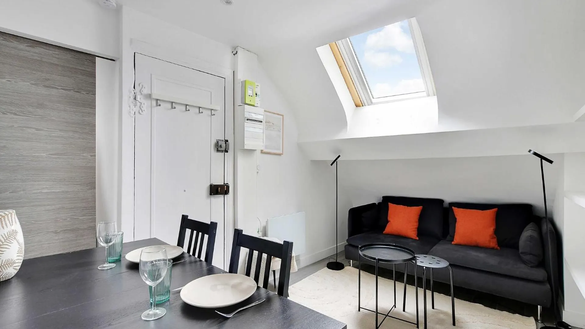 Appartement Studio In The Heart Of Paris - Rivoli - Mobility Lease